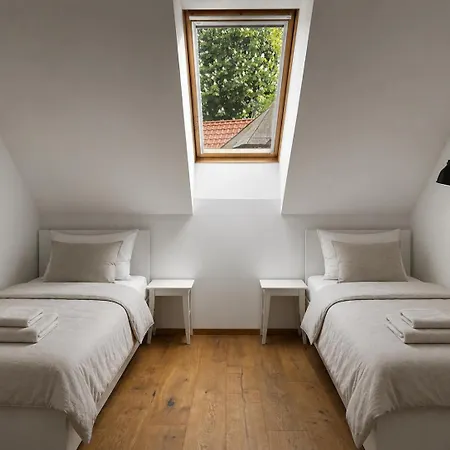 Barn House Počitniška hiša